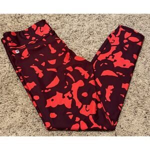 Fabletics Women's Leggings Red Animal Print 32" Waist 28" inseam NWOT